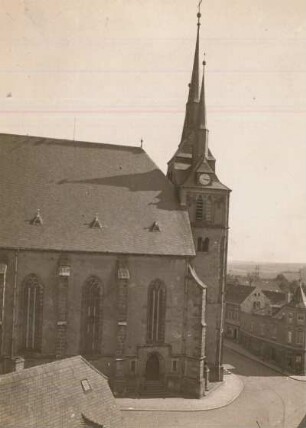 Lommatzsch Kr. Meißen. Pfarrkirche 1504 /14 ( vom Dachaustritt des Hauses Döbelner Str. 4)