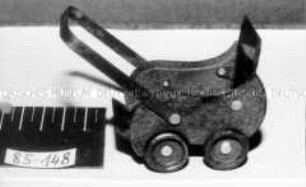 Puppenwagen