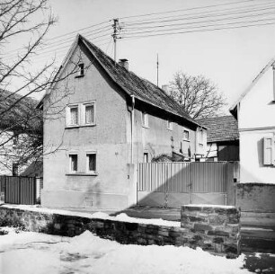 Ober-Mörlen, Pfarrgasse 16