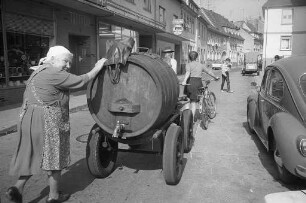 Einbringung des Hausmosts in Durlach