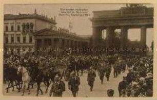 Fotopostkarte von der Truppenparade am Sedantag 1914, geschrieben von Max Schulze an Ida Thiele; Berlin, 5. Sept. 1914