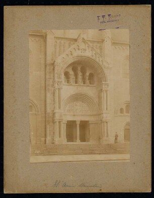 Pfarrkirche Sankt Anna im Lehel, München: Hauptportal