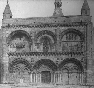 Civray (Vienne), St. Nicolas, Fassade