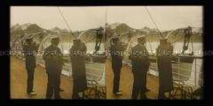 Kaiser Wilhelm II. mit Offizieren an Deck der SMY Hohenzollern, Lyngenfjord