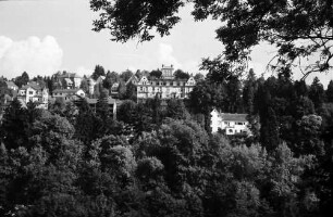 Baden-Baden: Bergschloss, von gegenüberliegender Talseite