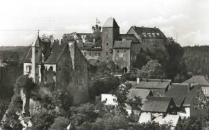Hohnstein. Burg. Talseite von Nordost