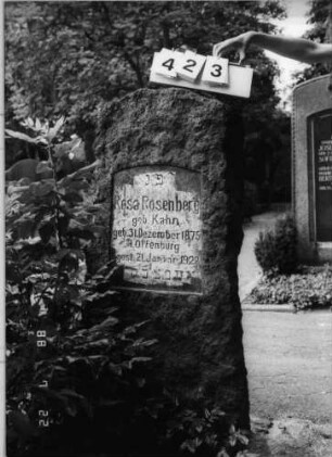 Grabstein 423