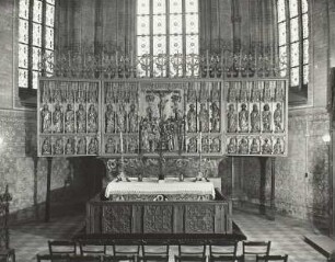 Flügelaltar & Passionsdarstellung: Kreuztragung