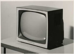 Grundig Fernseh-Tischempfänger "Zauberspiegel 143" von Heinz R. Hübner