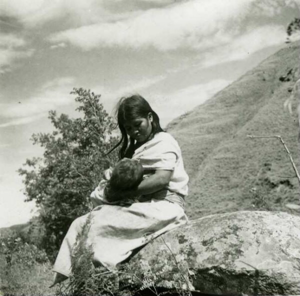 Arhuaco mother breastfeeding her child S. Sebastian