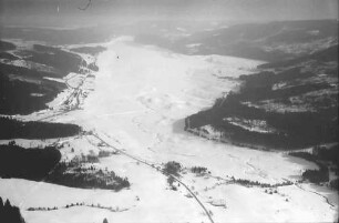 Feldberg - Bärental: Schluchsee von Westen; von oben