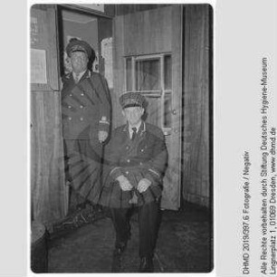 Empfang anlässlich der Nationalen Hygiene-Ausstellung - Mitarbeiter des Café Prag