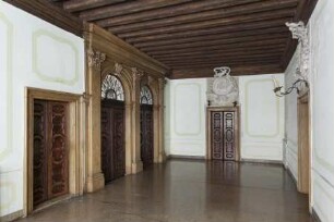 Palazzo Maffetti Tiepolo — Portego
