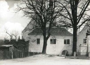 Horka, Kirchenburg, Torbau mit Pfarrhaus