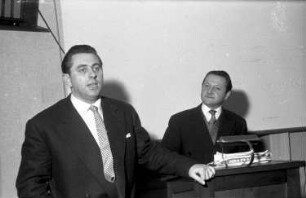 Freiburg: Dimitrie Berea, der rumänische Maler und der Direktor Hell des Institut Francais