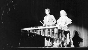 Wintergarten: Michel & Herd am Xylophon