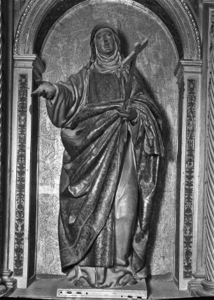 Nebenaltar, Detail: Heilige Katharina von Siena