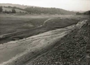 Dippoldiswalde. Talsperre Malter. Oberer Teil mit Niedrigwasser (1928-1930). Blick stromauf