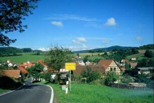 Ortseingang von Schleusingen, Blick über den Ort