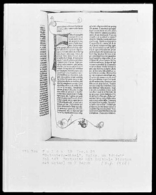 Eines der zwölf erhaltenen Pergamentexemplare der 42-zeiligen Bibel Gutenbergs — Band 1 der Gutenberg-Bibel — Initiale F(Actum est autem), Folio 147recto