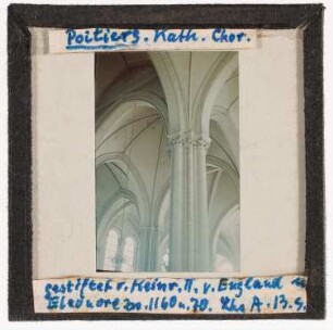 Poitiers: Kathedrale Saint-Hilaire, Chorgewölbe (Foto 1941)