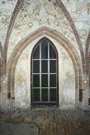Könige des Alten Testaments, Propheten und Apostel unter Baldachinen — Fragmente zweier Könige des Alten Testaments unter Baldachinen