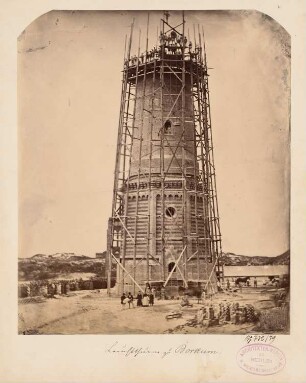 Großer Leuchtturm, Borkum: Ansicht des Turms während der Errichtung