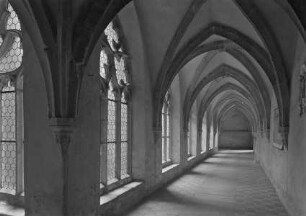 Franziskanerkirche — Kreuzgang