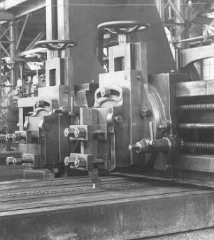 Supporte einer Hobelmaschine : Technikgeschichte | Technologie | Eisen und Stahl | Werkzeug-Maschinenfabrikation