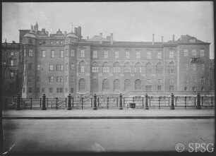 Berlin, Schloss Berlin, Spreeseite.