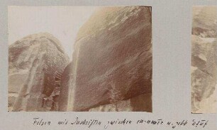 Felsen mit Inschriften zwischen en-nmer u. gebb 'asuf [Petra]