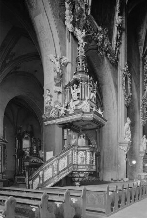 Katholische Kirche Sankt Stanislaus und Wenzeslaus, Schweidnitz, Polen