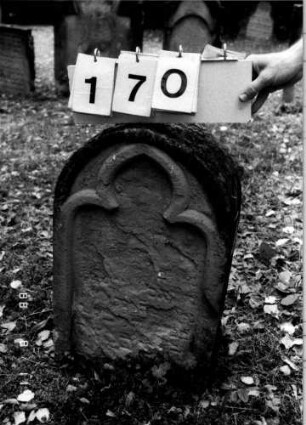 Grabstein 170