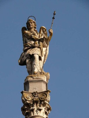 San Rafael Triumphsäule vor der Mezquita-Kathedrale