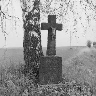 Gedenkkreuz (Gedenkkreuz); Hadamar, Im Hinteren Kirchfeld