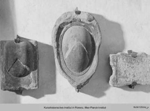 Relief mit dem Emblem des Dominikanerordens