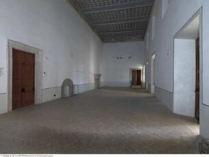 Castello Colonna, Salone degli Armigeri