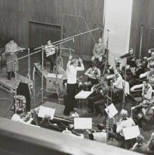 Carlos Kleiber mit Orchester und Solisten (Margaret Price als Isolde, Brigitte Fassbaender als Brangäne)