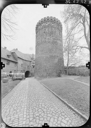 Leisnig, Burglehn 6. Burg Mildenstein (11. Jh., Umbau E. 14. Jh. und nach 1549). Bergfried