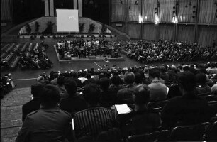 Reformationsfeier der evangelischen Kirchengemeinde Karlsruhe in der Schwarzwaldhalle.