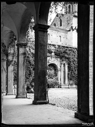 Tivoli: Hof der Villa d'Este