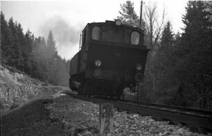 Lok 12, Strecke Gammertingen - Neufra, erste Fahrt nach Neufra, um abgestellte Wagen über die Fehlahöhe zu bringen