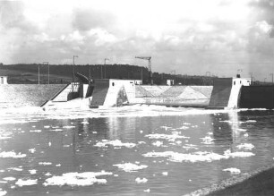 Staustufe Ottendorf/Main