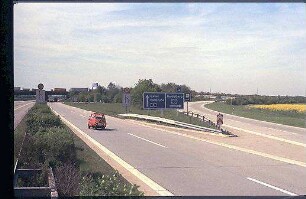 Einfahrt in Tangente Nordost (Heilbronn Richtung Heidelberg) von Nebenfahrbahn Nord der A6 (Heilbronn Richtung Mannheim)
