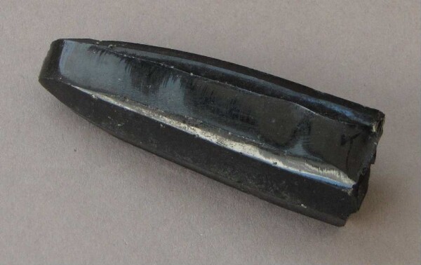 Obsidian core (nucleus)