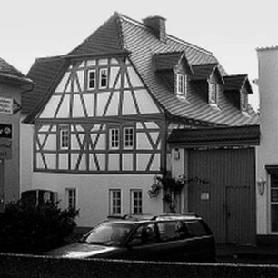 Flörsheim, Frankfurter Straße 20