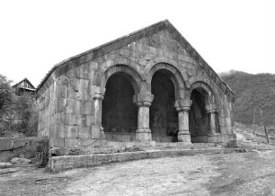 Kloster Hałbat — Brunnenhaus