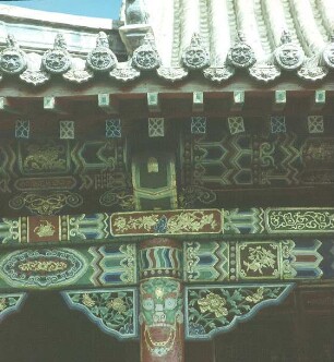 Ornamente an einem buddhistischen Tempel