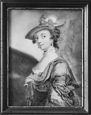 Portrait einer jungen Frau mit Hut