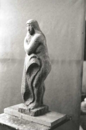 Frau mit Tuch
